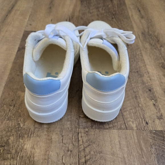 Moea Womens Size 37 White and Blue Sneakers, Excellent Condition - Picture 6 of 15